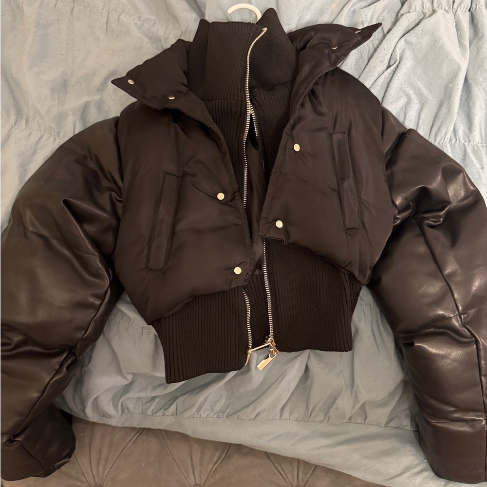 Maniere De Voir Black Cropped Puffer Jacket